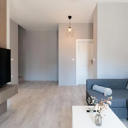 Apartment Cozy And Bright 2bd Family Zadar