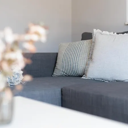 Cozy And Bright 2bd Family זאדאר